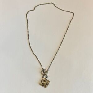 Elegant  Pendant Necklace